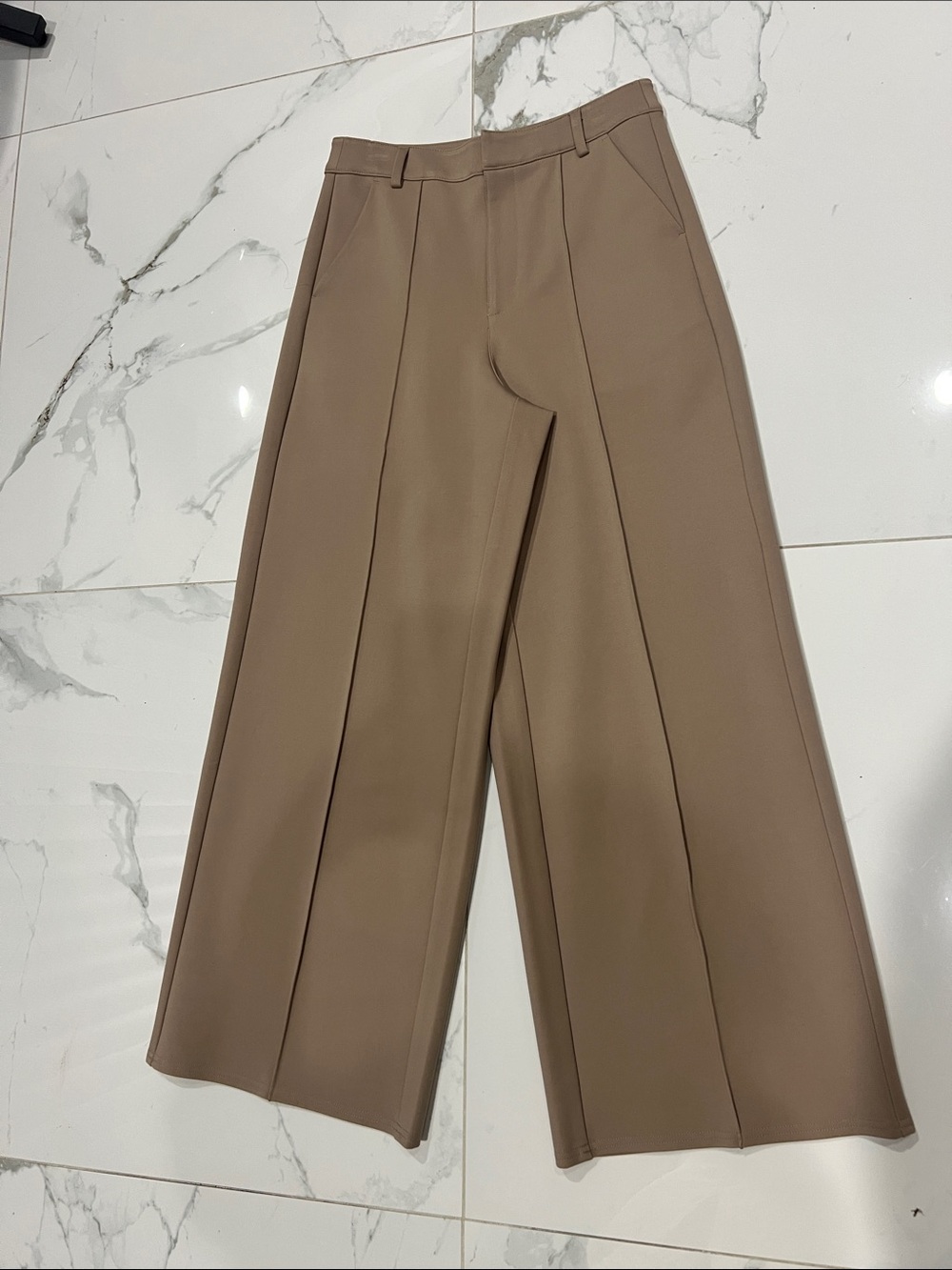 Bar III Wide-Leg Cropped Pants in Tan